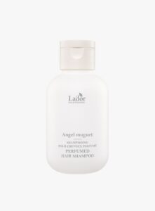 LADOR PERFUMED HAIR SHAMPOO ANGEL MUGUET Увлажняющий парфюмированный шампунь для волос с цветочно-мускусным ароматом